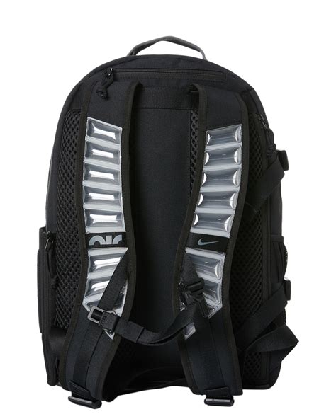 nike black waterproof backpack